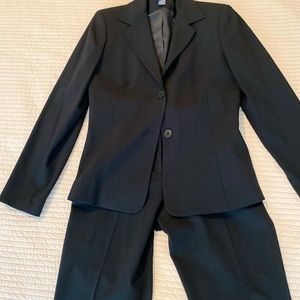 Ann Taylor Black 2-Piece Pant Suit